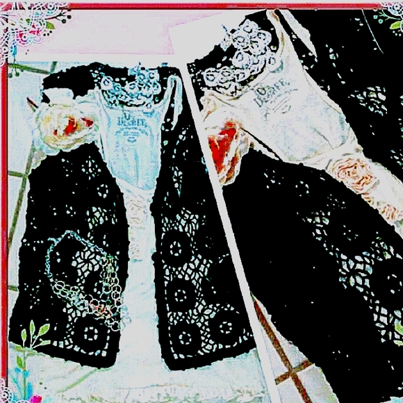 🦋Crochet Vest! So Cute over Everything! EUC - Picture 2 of 4